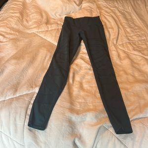 Lululemon mesh panel leggings